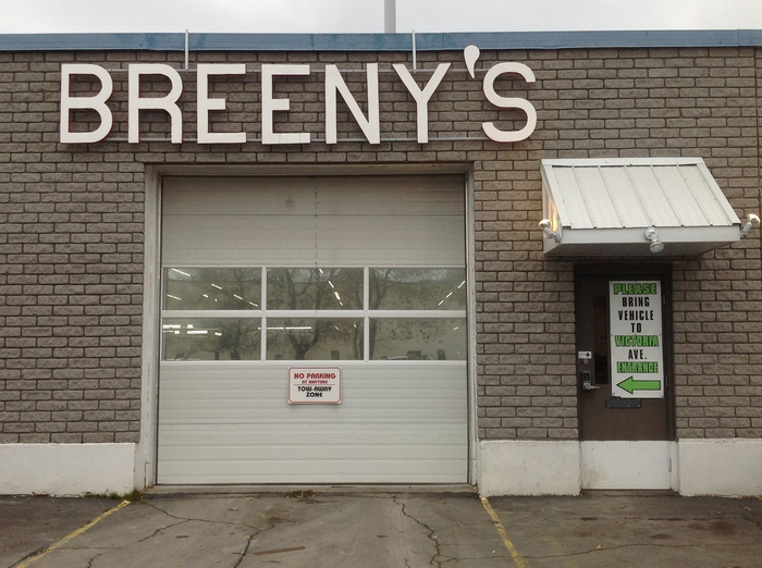 Breeny's Auto Body Shop Ltd